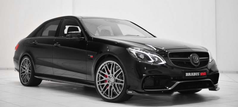 Illustration for article titled Great Googly Moogly The Brabus Mercedes E63 AMG Has 850 Horsepower
